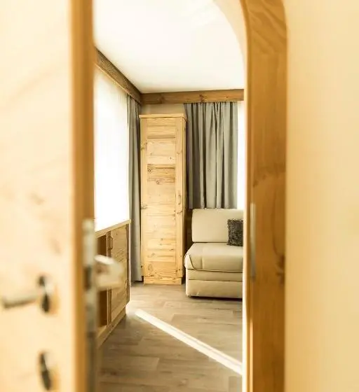 آپارتمان 1 خوابه با بالکن, Apart Pension Bergland
