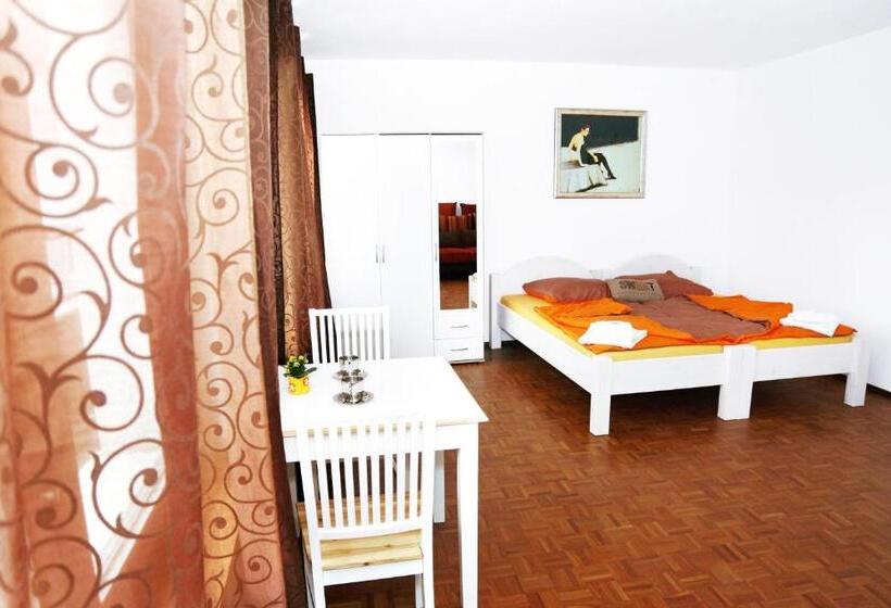 غرفة سوبيريور رباعية, Hostel Villa Viva