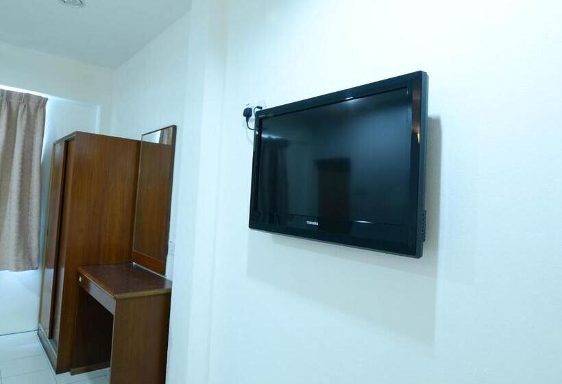 غرفة قياسية رباعية, Mersing