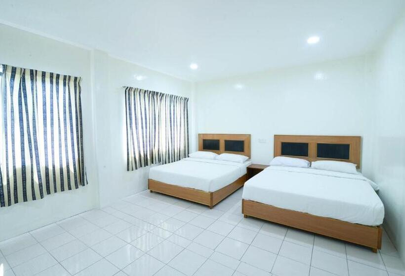 غرفة قياسية رباعية, Mersing