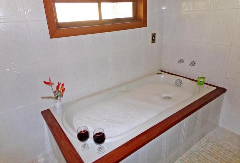 샬레, Pousada Canário Da Terra