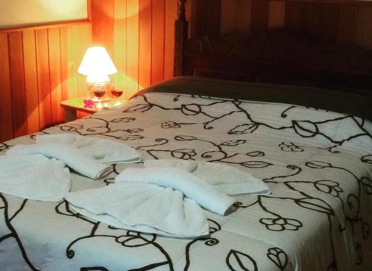 샬레, Pousada Canário Da Terra