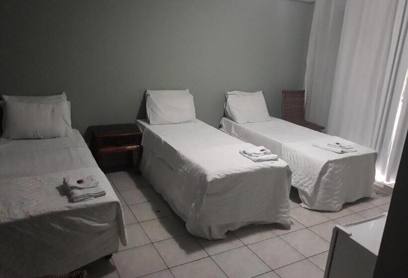 스탠다드 트리플 룸, Pousada Palmeira Real