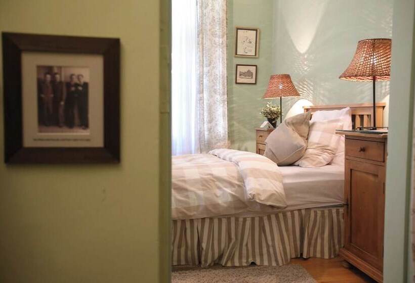 Номер Стандарт Индивидуальный, Ratiu House