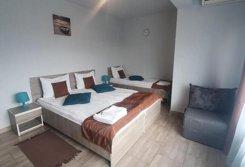 חדר סטנדרט לשלושה, Sunny Family Vila Constanta