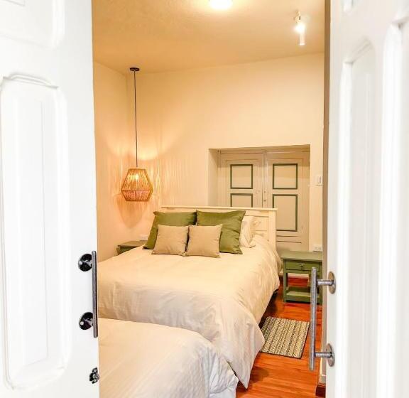 Номер Стандарт, Posada De Santa Elena