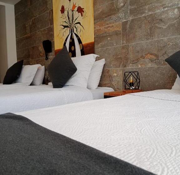 Трехместный Номер Superior, Posada De Santa Elena