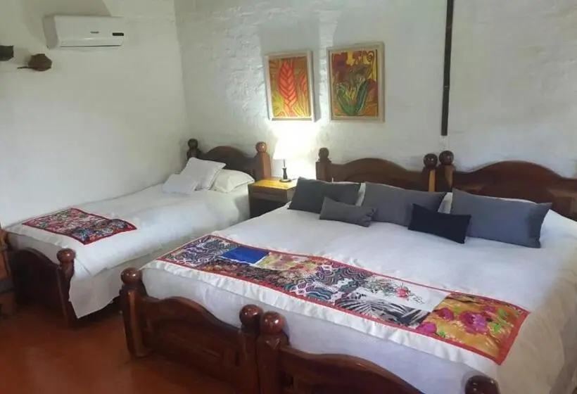 Standard Kolmen Hengen Huone, Finca Hotel La Negrita