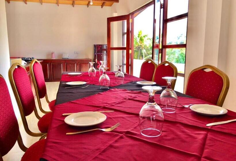 Apartamento 1 Dormitorio Vista Piscina, Sundowners Guesthouse