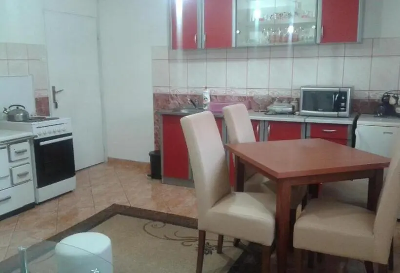 خانه 1 خوابه, Apartmani Sobe Sljivancanin