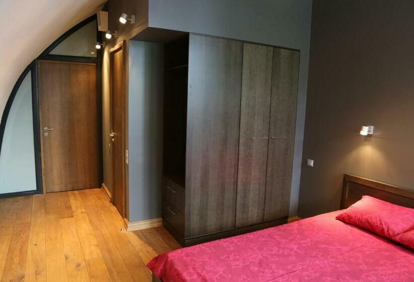 اتاق استاندارد, Rothko Museum Residences