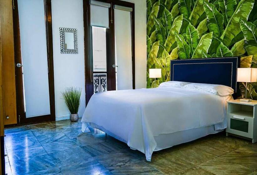 اتاق استاندارد با بالکن, Navona Studios