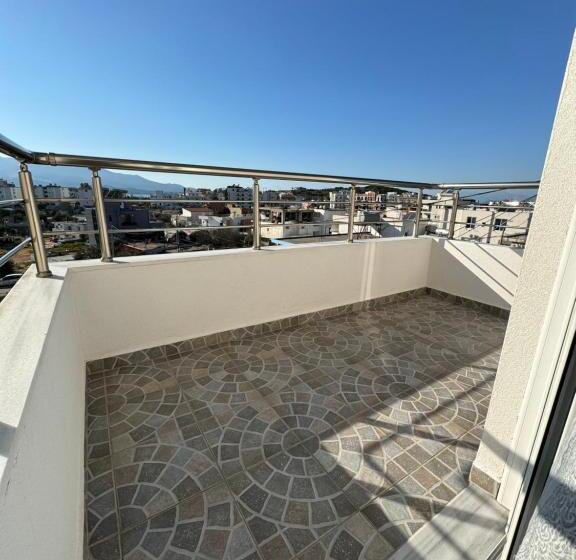 Habitació Estàndard amb Balconada, Aleksander Apart