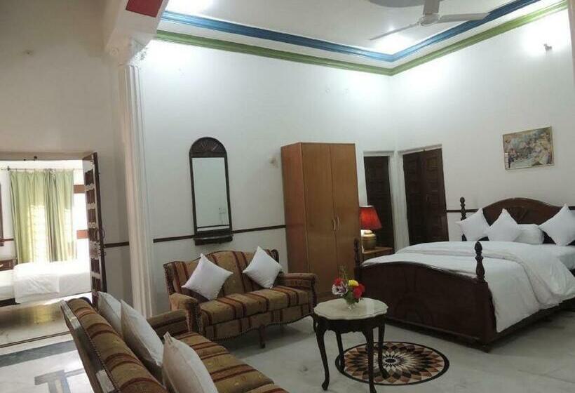 سوییت اجرایی, Kunjpur Guest House