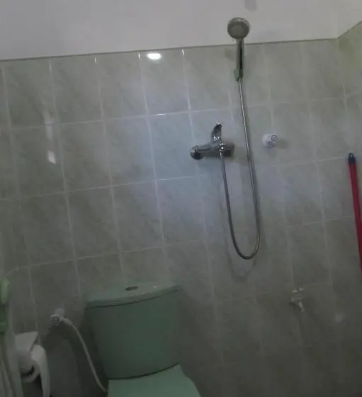 اتاق استاندارد سه نفره, Rainbow Guest House