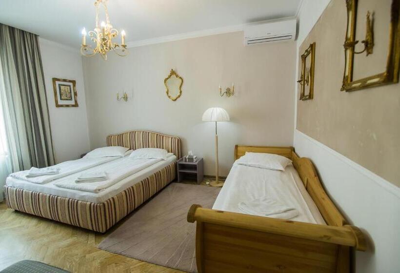 标准三人间, Vila Sibiu