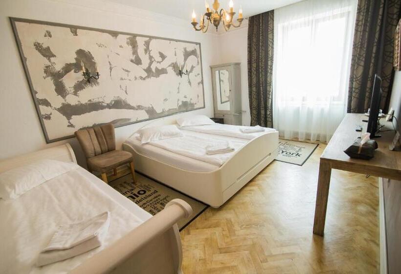 标准三人间, Vila Sibiu