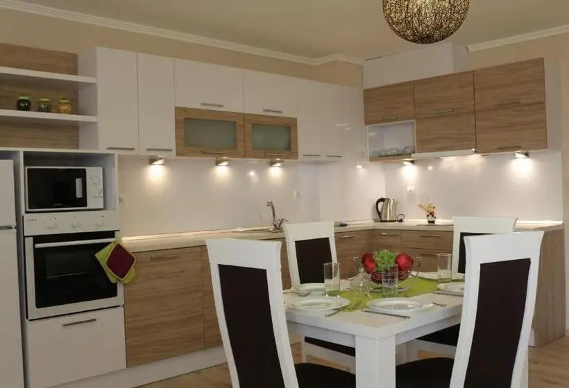 ２ベッドルームアパートメント, Vello Apartments
