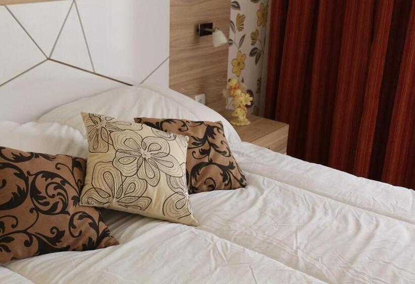 Апартаменты 1 Спальня, Vello Apartments