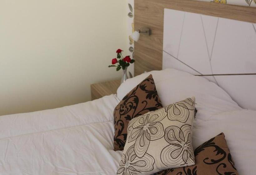 Апартаменты 1 Спальня, Vello Apartments