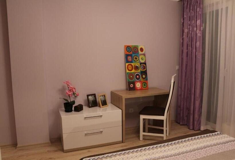 Апартаменты 2 Спальни, Vello Apartments