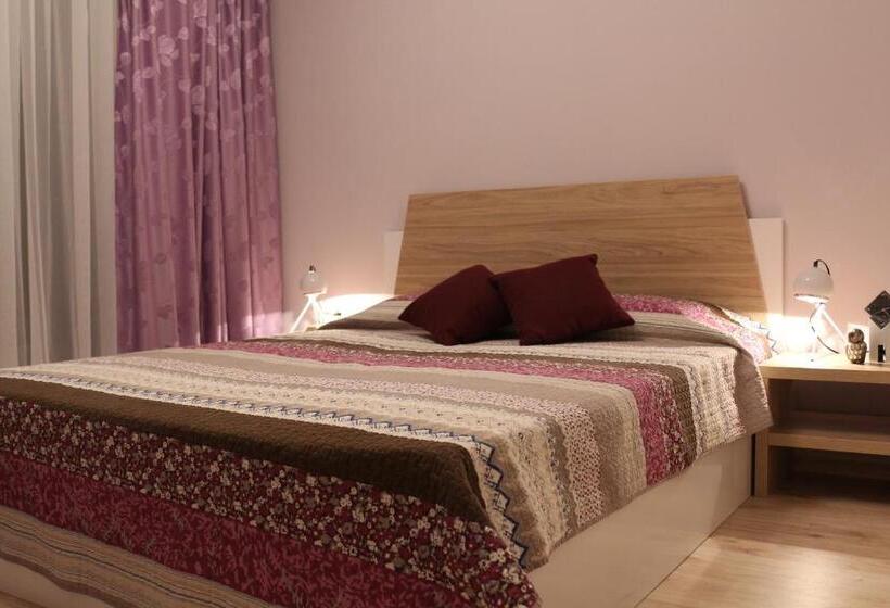 Апартаменты 2 Спальни, Vello Apartments