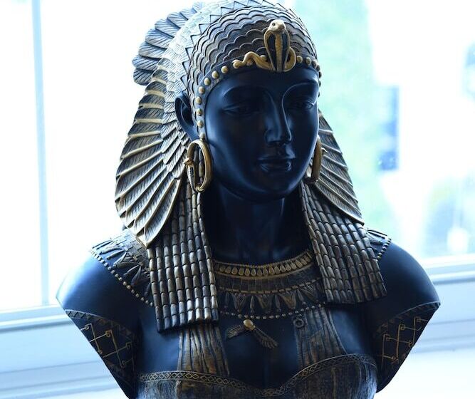 جناح دور أخير, Noble Waterfront Suites