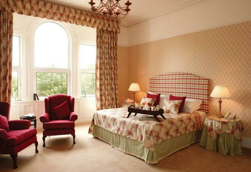 חדר סופריור, Knockeven House