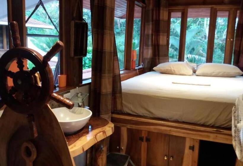 غرفة قياسية مطلة على الجبل, Casa Aba Matapalo