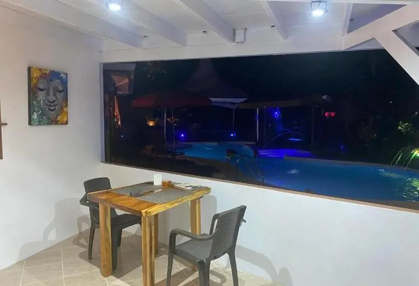 プールビュースタンダードルーム, Casa Aba Matapalo
