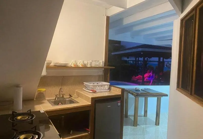 プールビュースタンダードルーム, Casa Aba Matapalo