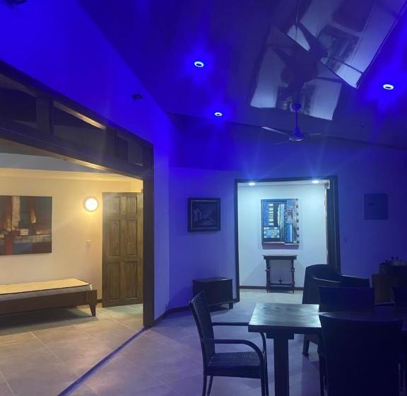 جناح ديلوكس, Casa Aba Matapalo