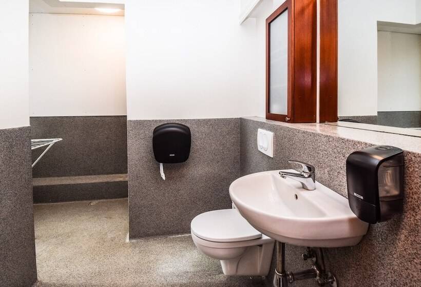 اتاق استاندارد با سرویس بهداشتی مشترک, Guesthouse Andrea