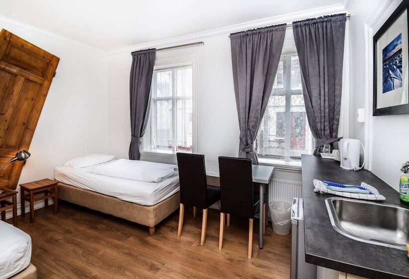 اتاق استاندارد با سرویس بهداشتی مشترک, Guesthouse Andrea