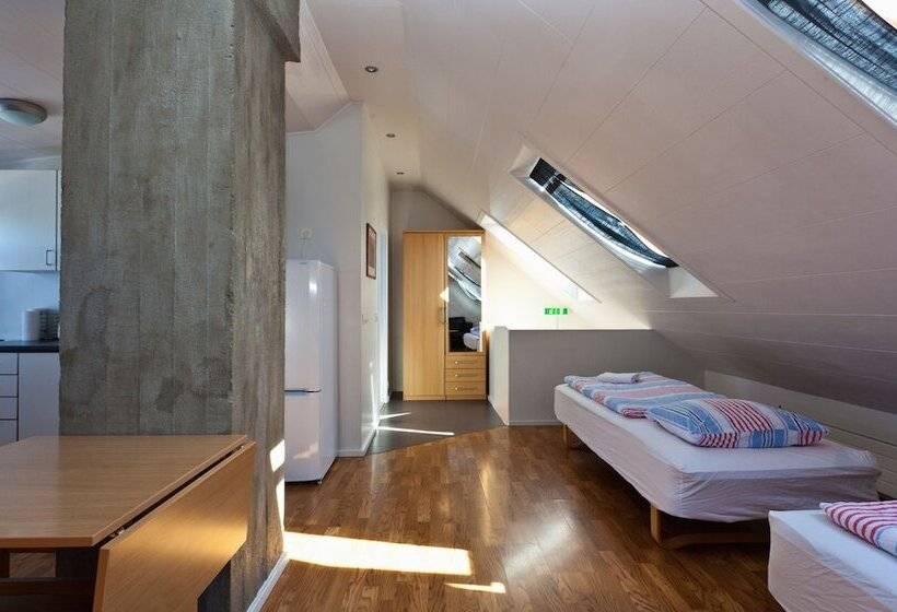 استودیوی استاندارد, Guesthouse Andrea