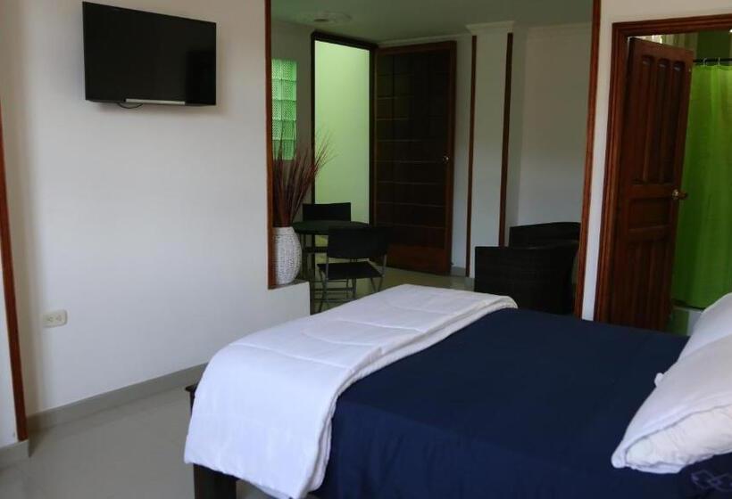 スタンダードルーム, Hostal Pelikan Taganga