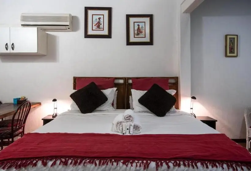 エコノミールーム, Khaya La Manzi Guest Lodge
