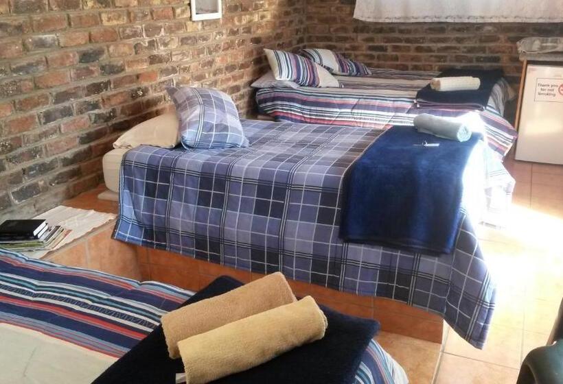Бунгало Стандарт, Onze Rust Guest House And Caravanpark