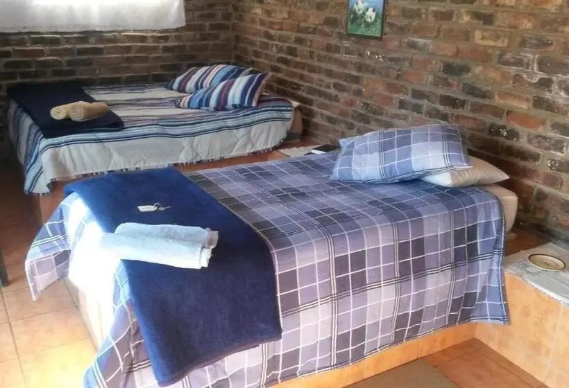 スタンダードバンガロー, Onze Rust Guest House And Caravanpark
