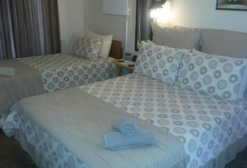 ファミリールーム, Onze Rust Guest House And Caravanpark