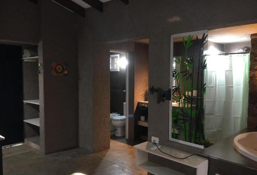 جناح ديلوكس, Pueblo Santo, Cabañas & Suites