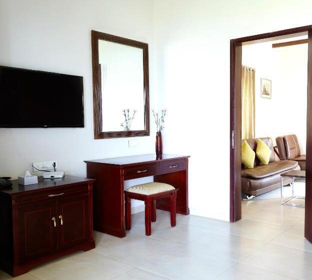 발코니가 있는 스위트, Savana Lake Resort