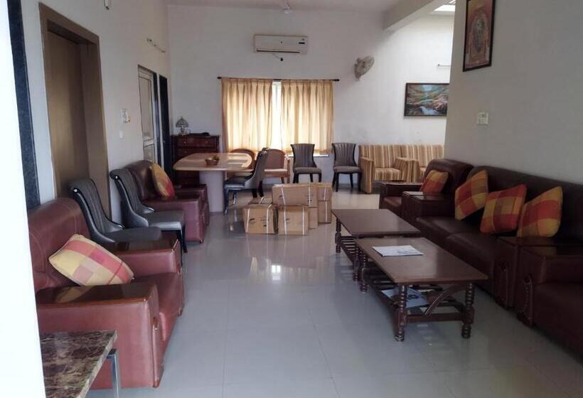 بنجلو قياسى مطل على البحر, Savana Lake Resort