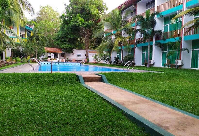 اتاق استاندارد, Acme Grand Hotel Habarana