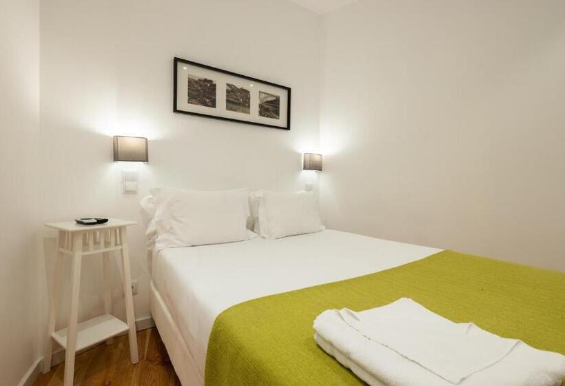 اتاق اکونومی, Mystay Porto Batalha