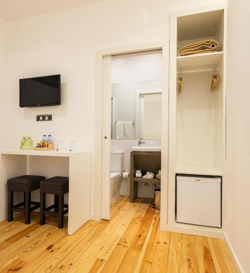 اتاق اکونومی, Mystay Porto Batalha