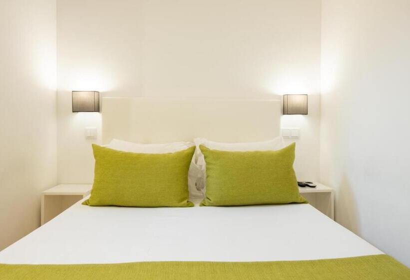 اتاق اکونومی, Mystay Porto Batalha