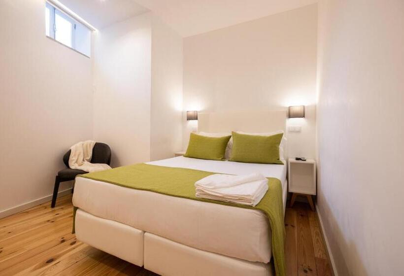 اتاق اکونومی, Mystay Porto Batalha