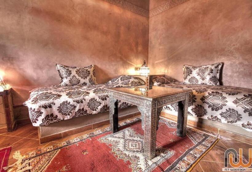 חדר סטנדרט לארבעה, Riad Tamdakhte