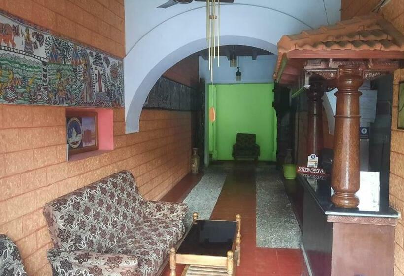 اتاق خانوادگی, Southcanal Holidays